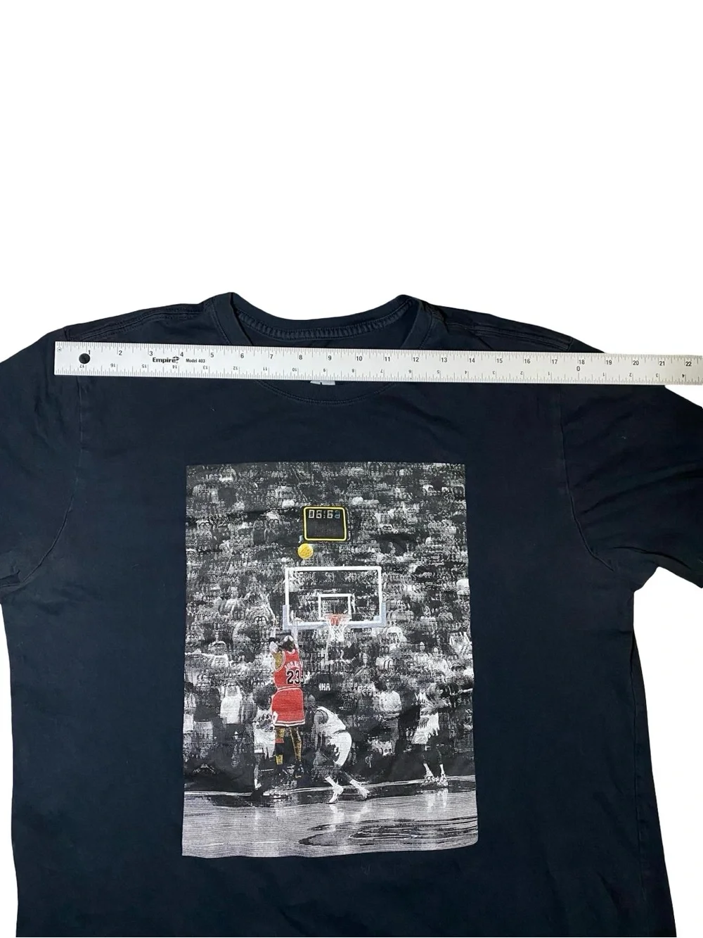 Nike Air Jordan Men's Size L Black Graphic T-Shirt Michael Jordan Game